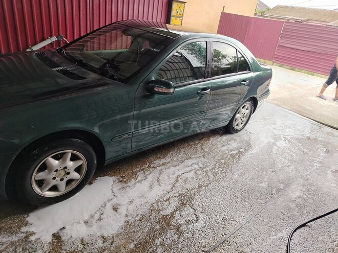 Mercedes C 220 d 2001, 670,000 km - 2.2 л - Bakı