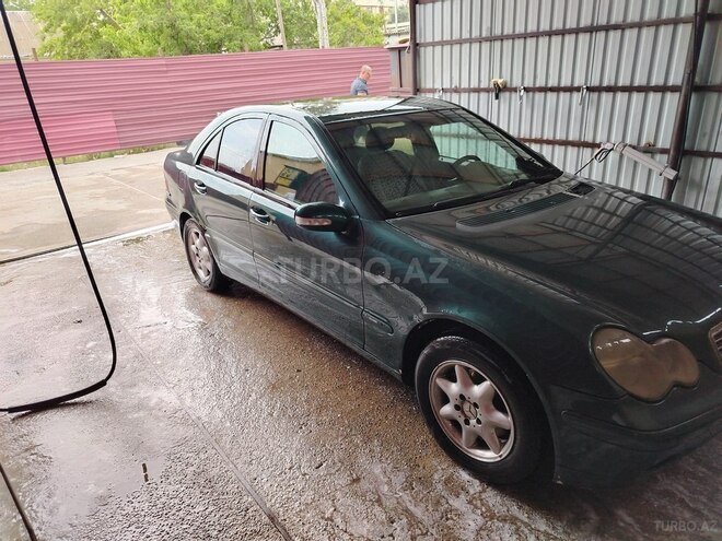 Mercedes C 220 d 2001, 670,000 km - 2.2 л - Bakı
