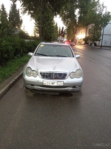 Mercedes C 240 2002, 539,246 km - 2.6 l - Qazax