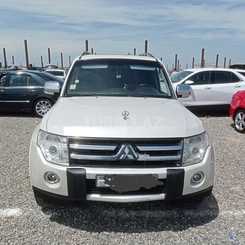 Mitsubishi Pajero 2008, 440,000 km - 3.0 l - Gəncə