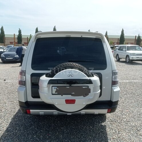 Mitsubishi Pajero 2008, 440,000 km - 3.0 l - Gəncə