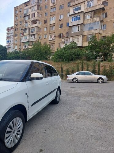 Skoda Fabia 2011, 324,000 km - 1.6 l - Bakı