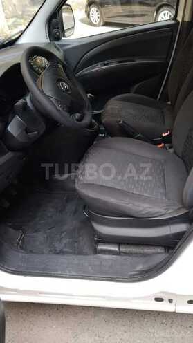 Opel Combo-4