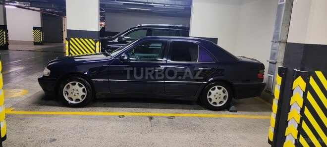 Mercedes C 230 1999, 299,200 km - 2.3 l - Bakı