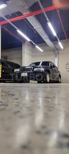 Mercedes C 230 1999, 299,200 km - 2.3 l - Bakı