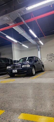 Mercedes C 230 1999, 299,200 km - 2.3 l - Bakı