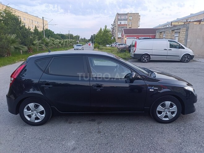 Hyundai i30 2010, 186,000 km - 1.4 l - Şirvan