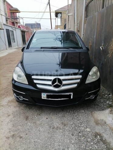 Mercedes B 200 2011, 385,000 km - 1.8 l - Bakı