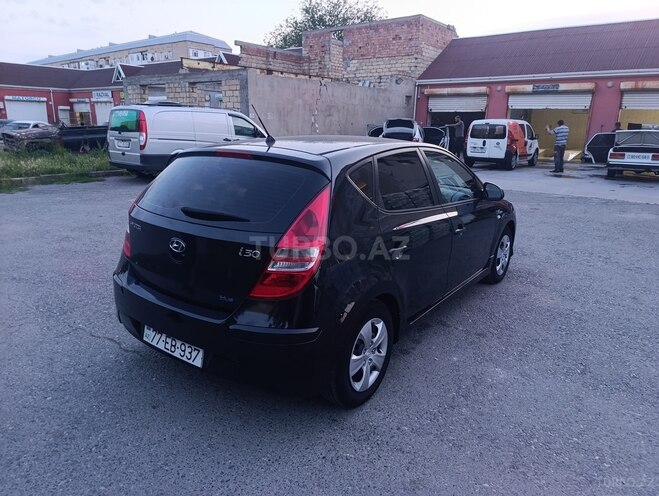 Hyundai i30 2010, 186,000 km - 1.4 l - Şirvan