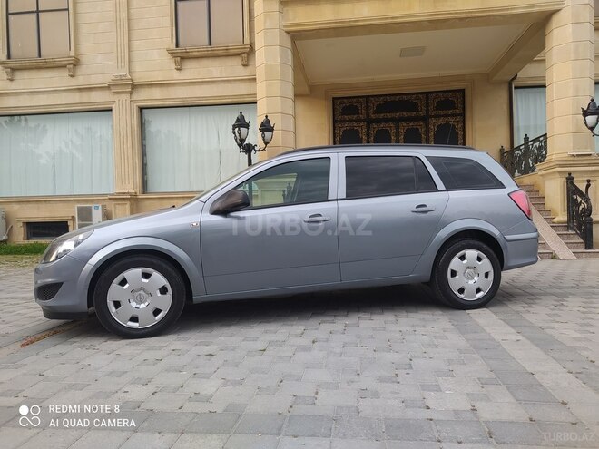 Opel Astra 2009, 201,428 km - 1.4 l - Sumqayıt