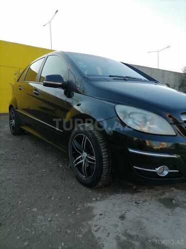 Mercedes B 200 2011, 385,000 km - 1.8 l - Bakı