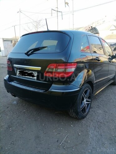 Mercedes B 200 2011, 385,000 km - 1.8 l - Bakı