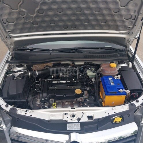 Opel Astra 2005, 332,145 km - 1.4 l - Tovuz