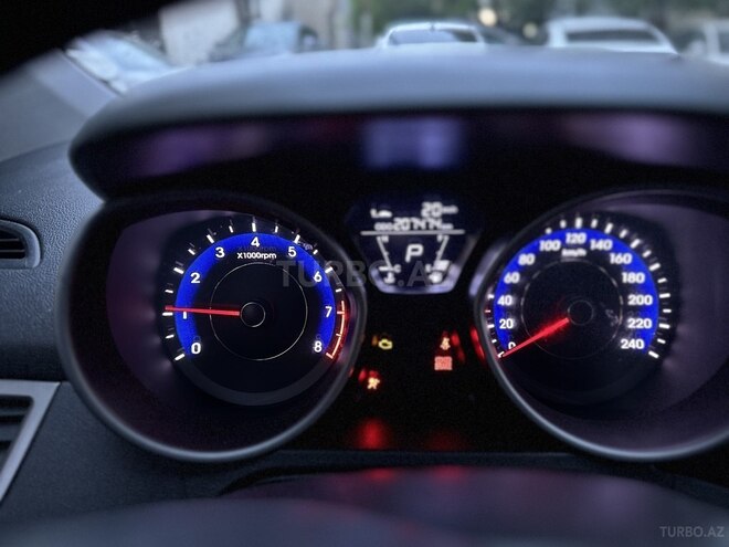 Hyundai Elantra 2011, 207,000 km - 1.6 l - Bakı