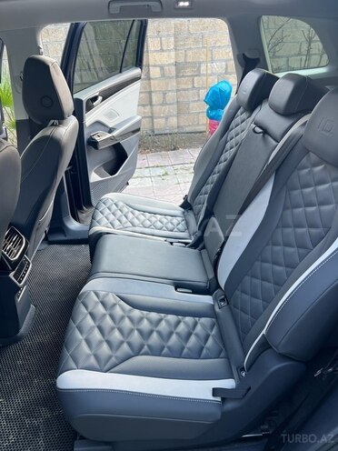 Volkswagen ID.6 Crozz 2023, 33,000 km - 0.1 l - Bakı