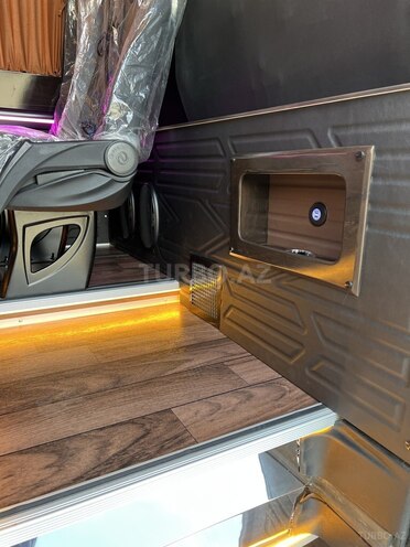 Mercedes Sprinter 516 2017, 36,000 km - 2.2 l - Bakı