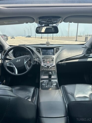Hyundai Grandeur-9