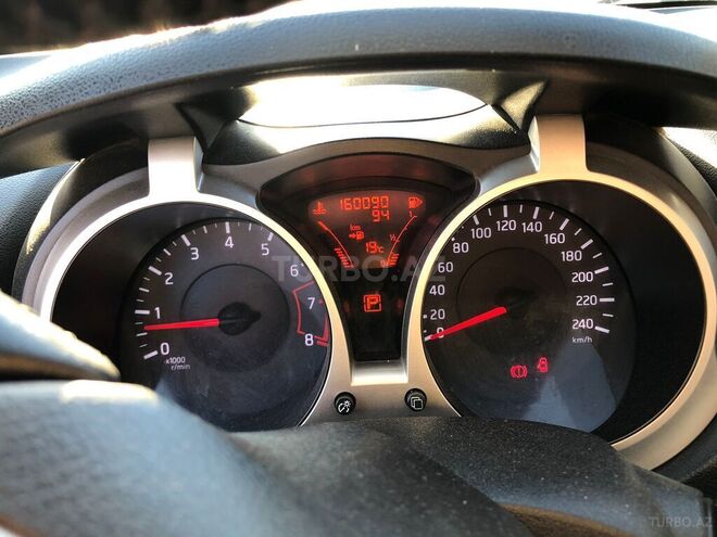 Nissan Juke-12
