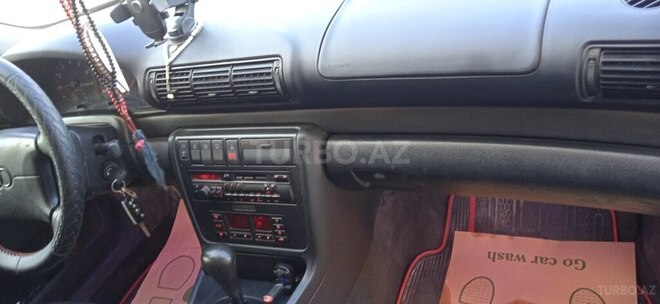 Audi A4 1997, 290,000 km - 1.8 l - Bakı