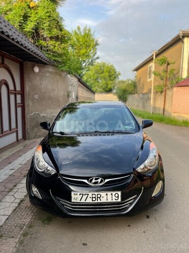 Hyundai Elantra 2013, 100,000 km - 1.8 l - Masallı