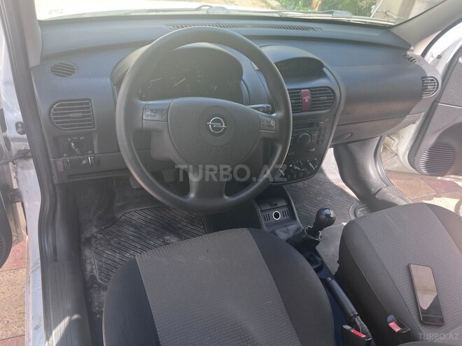 Opel Combo-9