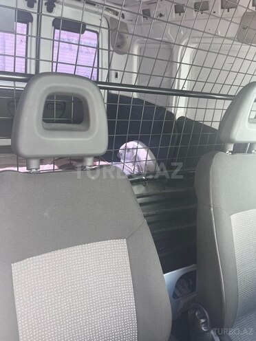 Opel Combo-8