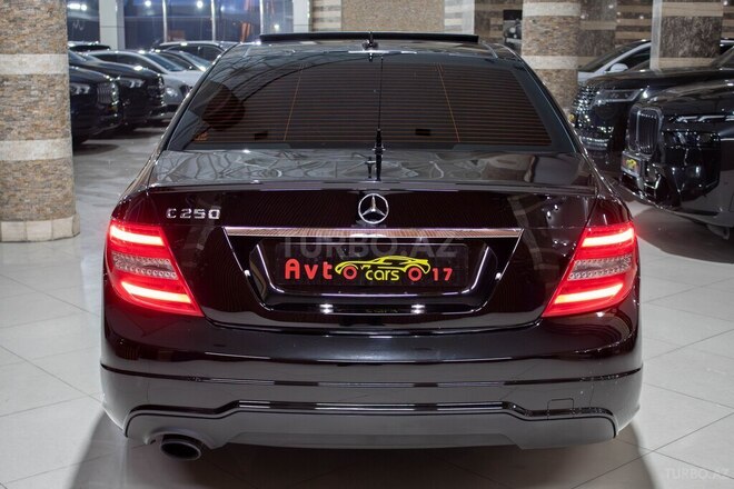Mercedes C 250-8