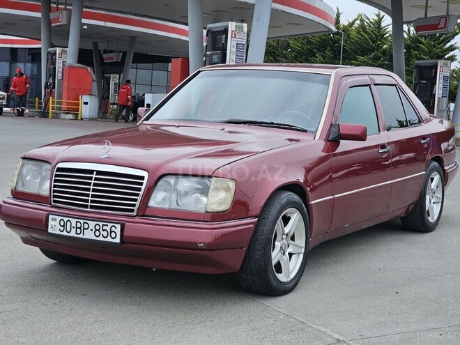 Mercedes E 250 1993, 300,067 km - 2.5 l - Qəbələ