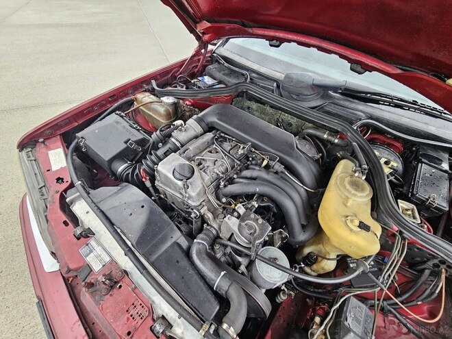 Mercedes E 250 1993, 300,067 km - 2.5 l - Qəbələ