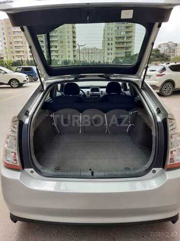 Toyota Prius-6