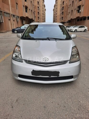 Toyota Prius-1