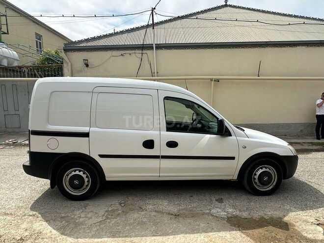 Opel Combo-4