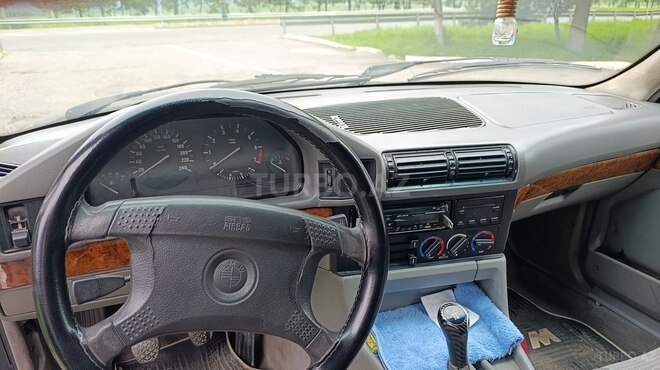 BMW 525 1993, 398,000 km - 2.5 l - Oğuz