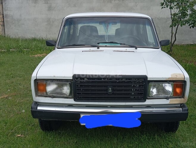 LADA (VAZ) 2107 2005, 50,000 km - 1.6 l - Ucar