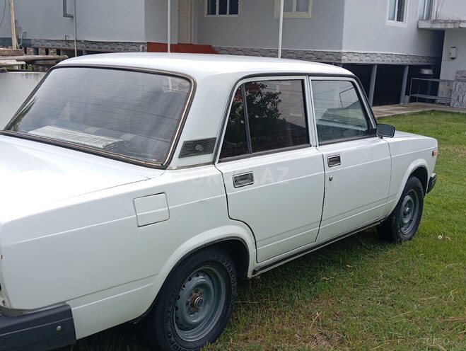 LADA (VAZ) 2107 2005, 50,000 km - 1.6 l - Ucar