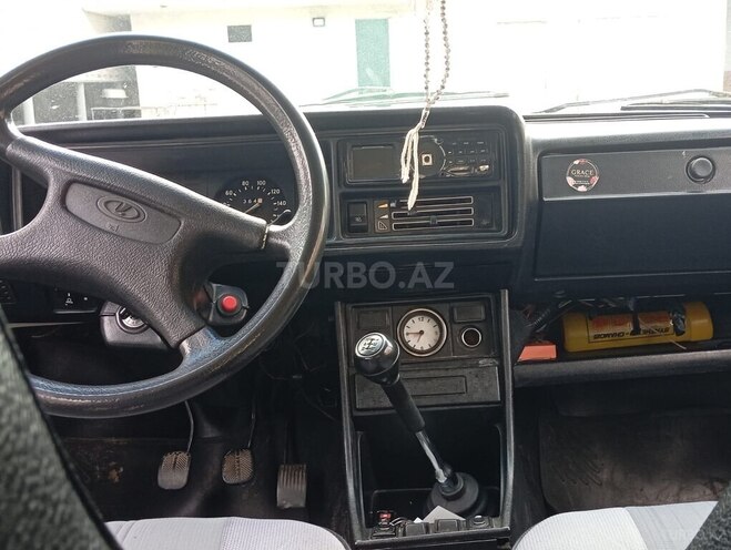 LADA (VAZ) 2107 2005, 50,000 km - 1.6 l - Ucar