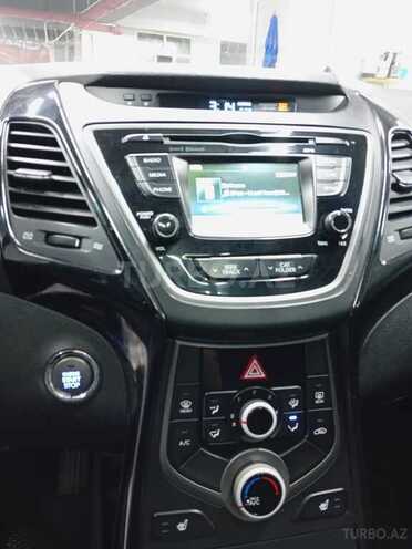 Hyundai Elantra 2015, 150,000 km - 1.8 l - Bakı