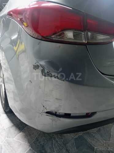 Hyundai Elantra 2015, 150,000 km - 1.8 l - Bakı