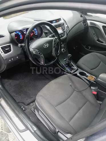Hyundai Elantra 2015, 150,000 km - 1.8 l - Bakı