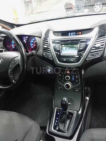 Hyundai Elantra 2015, 150,000 km - 1.8 l - Bakı
