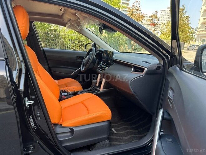 Toyota Corolla Cross 2023, 13,000 km - 2.0 l - Bakı