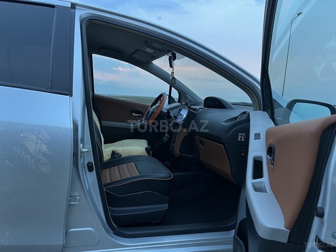 Toyota Yaris 2011, 91,862 km - 1.3 l - Bakı