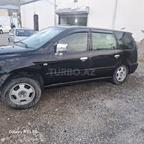 Mitsubishi Chariot 2002, 350,000 km - 2.4 l - Bakı