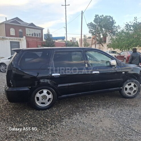 Mitsubishi Chariot 2002, 350,000 km - 2.4 l - Bakı