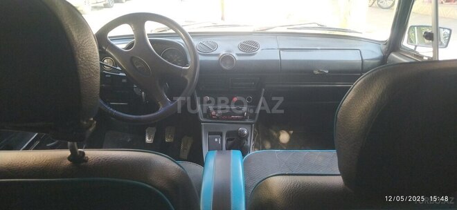 LADA (VAZ) 2106 1998, 90,000 km - 1.6 l - Salyan