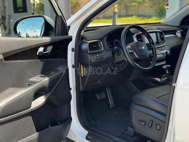 Kia Sorento-10