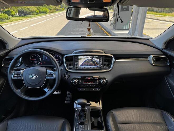 Kia Sorento-9
