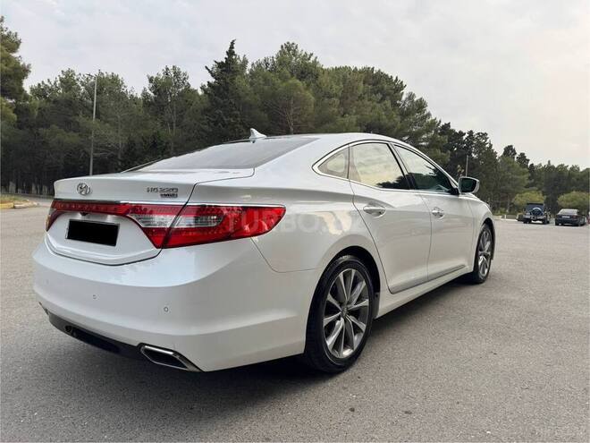 Hyundai Grandeur 2015, 220,000 km - 2.2 l - Bakı