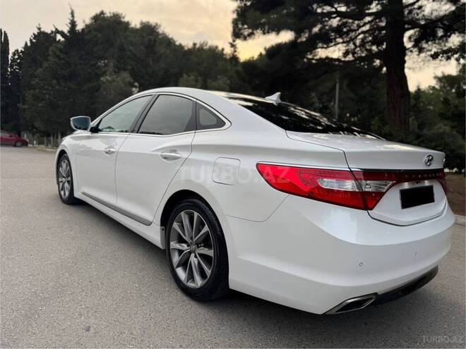 Hyundai Grandeur 2015, 220,000 km - 2.2 l - Bakı