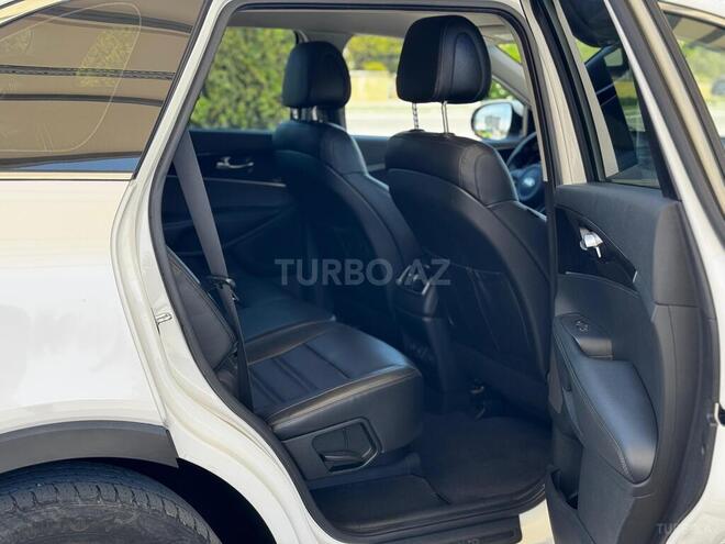 Kia Sorento-11